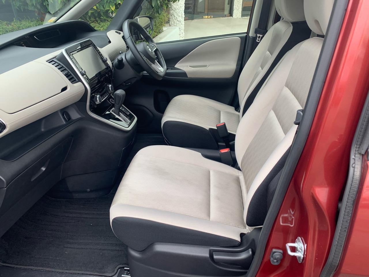 2017 Nissan Serena